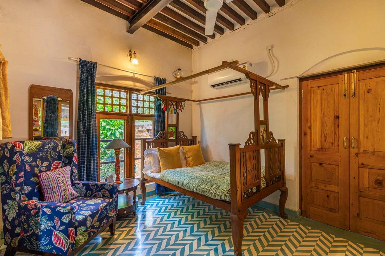 Stayvista'S Peepal Haveli - Rustic Kothi With Terrace, Breathtaking View & Bonfire Narainpur  Екстер'єр фото