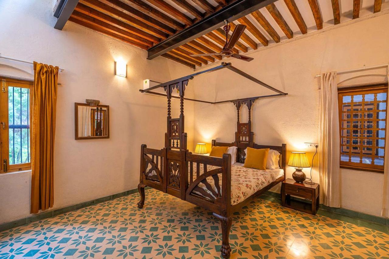 Stayvista'S Peepal Haveli - Rustic Kothi With Terrace, Breathtaking View & Bonfire Narainpur  Екстер'єр фото