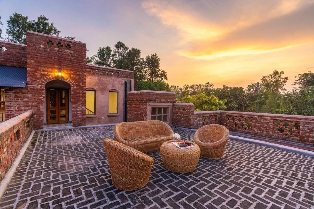 Stayvista'S Peepal Haveli - Rustic Kothi With Terrace, Breathtaking View & Bonfire Narainpur  Екстер'єр фото